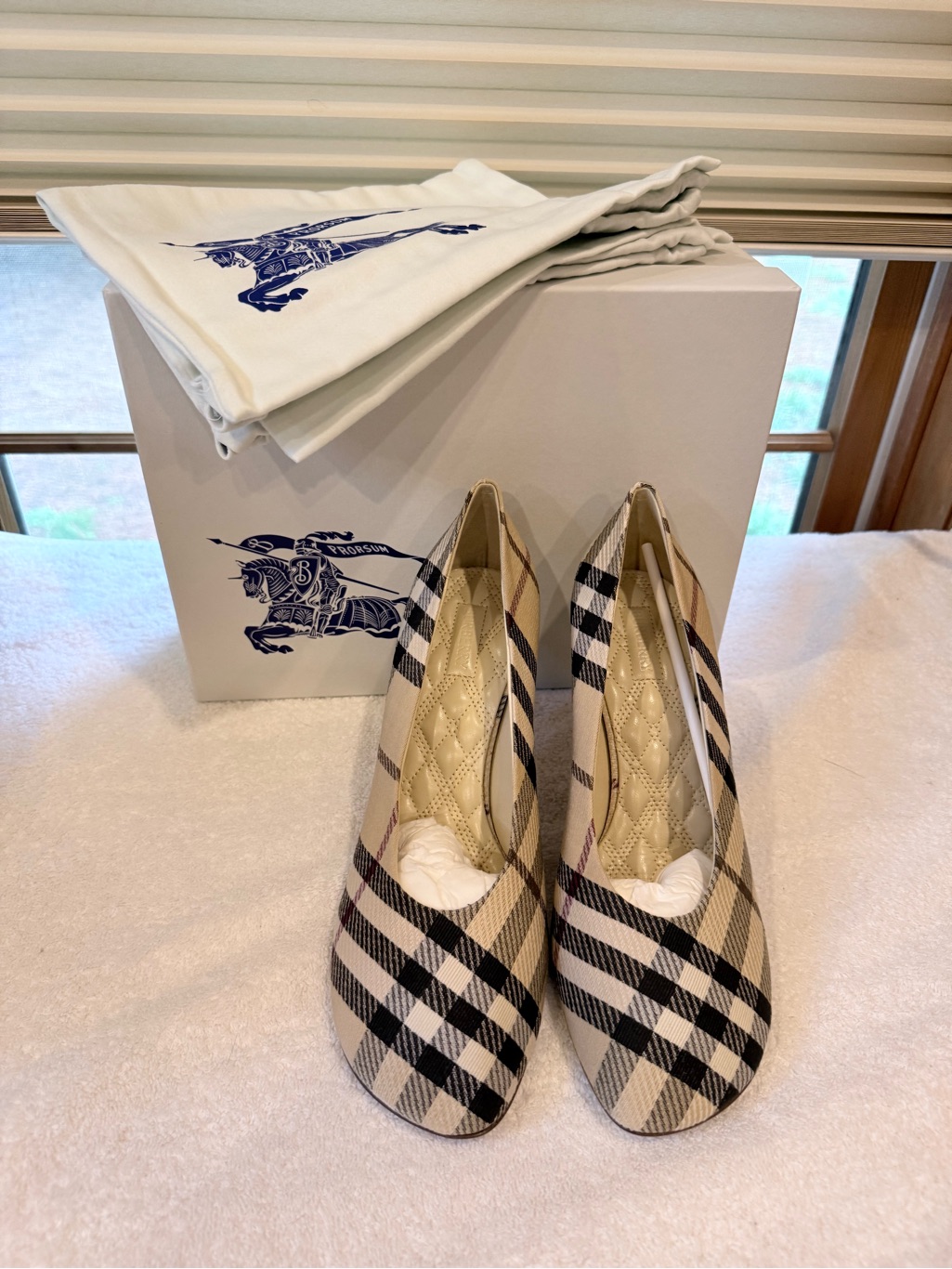 Burberry Plaid Ballet Flats In Beige, Black And White